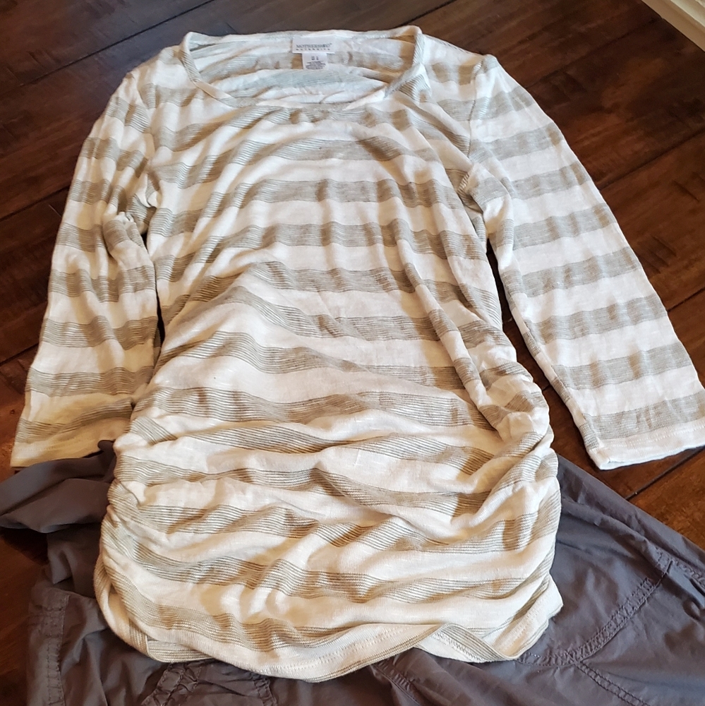 Maternity top